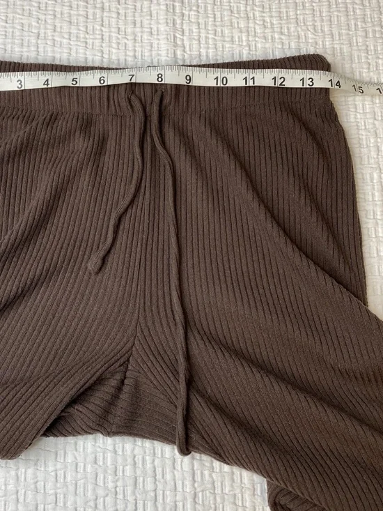 ARITZIA The Group by Babaton Pants Ribbed Flare Brown Soft Size M Loungewear - Picture 10 of 13